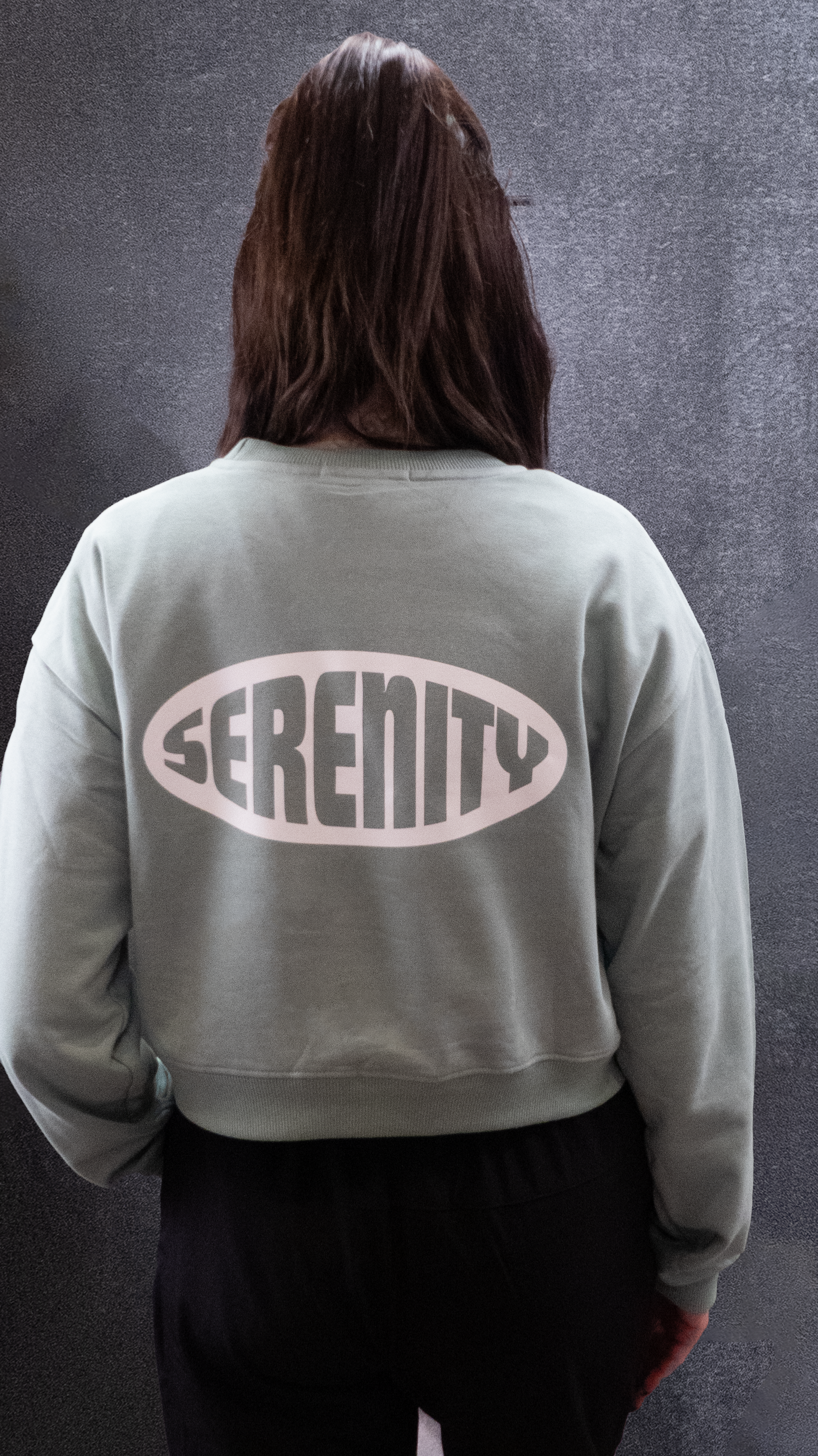 SERENITY. Sweat Femme