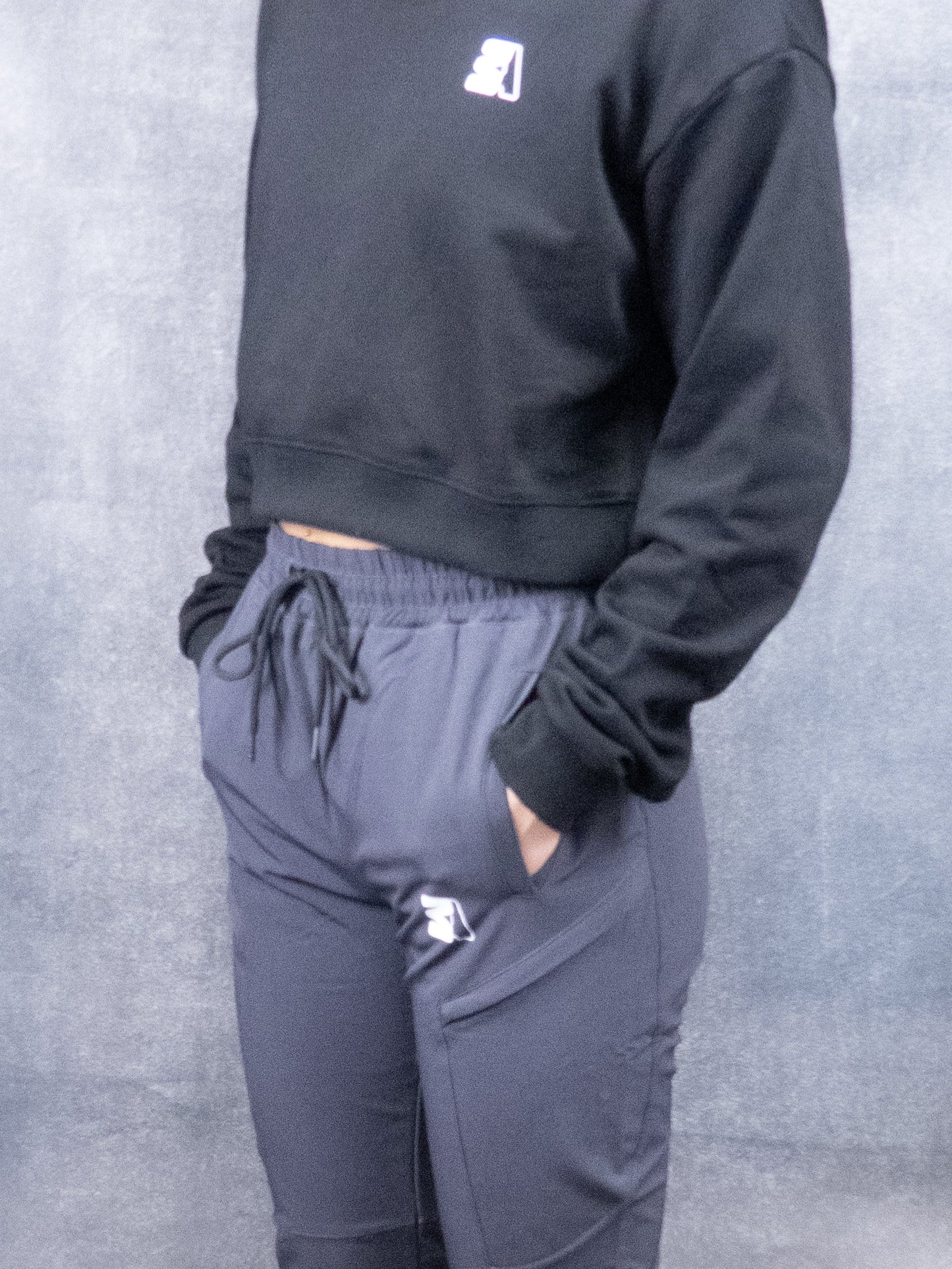 SERENITY. Sweat Femme