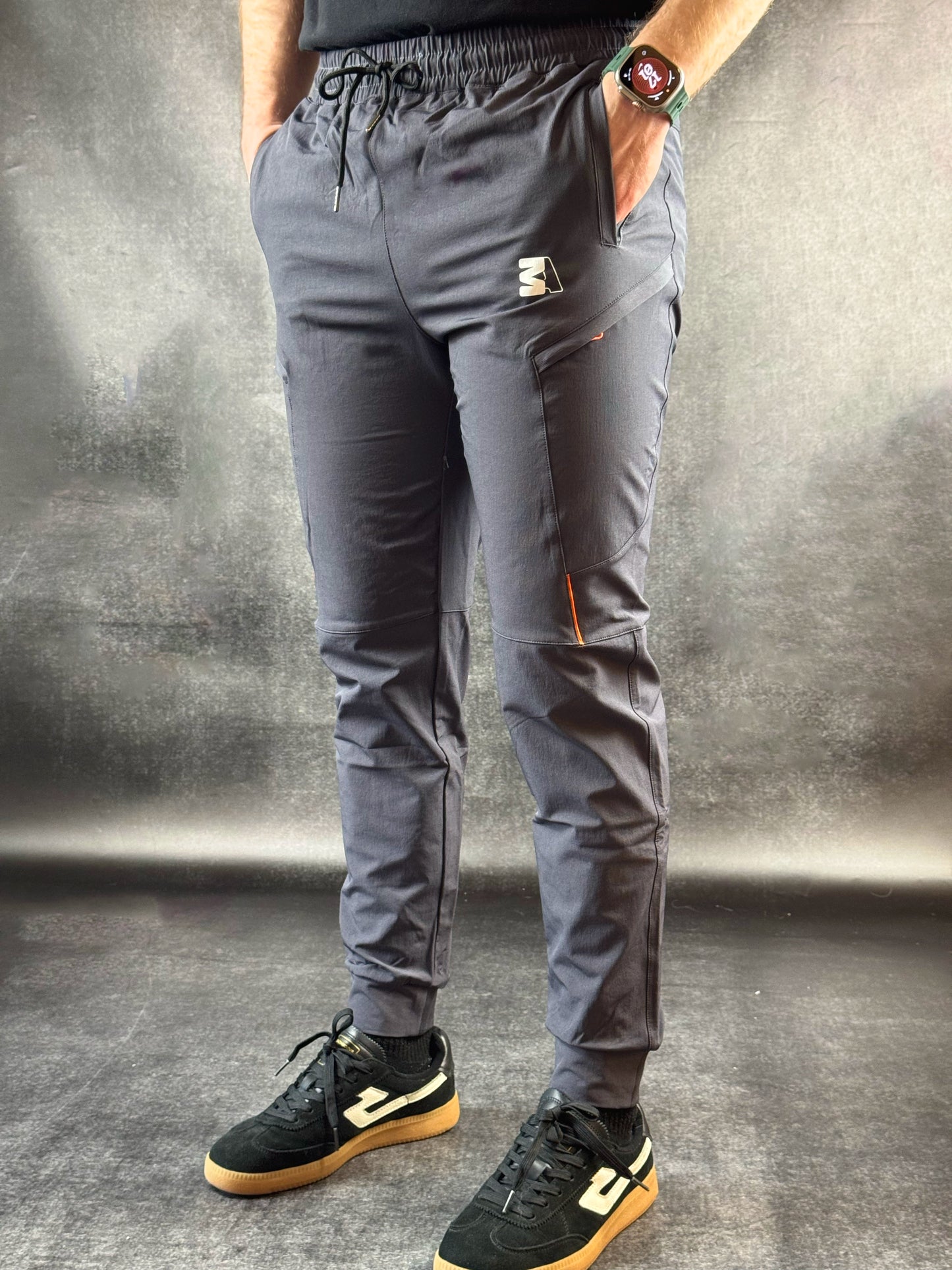 IMPACT. Pantalons Cargo Hommes